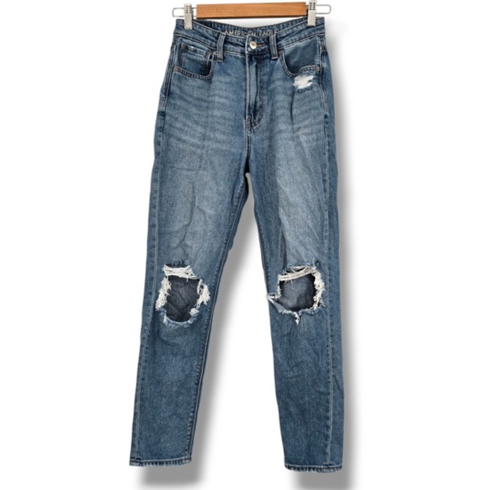 American Eagle Mom Jean High Waisted Distressed Blue Denim Pants‎ Womens Size 2